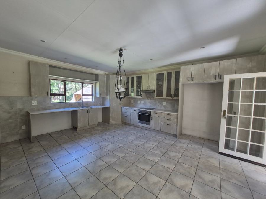 Commercial Property for Sale in Hartbeespoort Rural North West